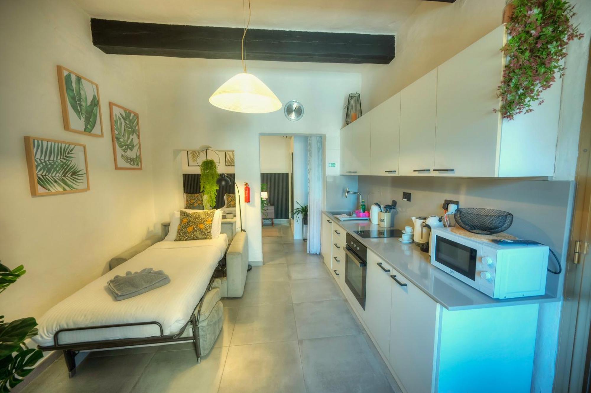 Cozy Flat. Swim 2 Minutes Walk. The Old Mcri1-1 Appartement